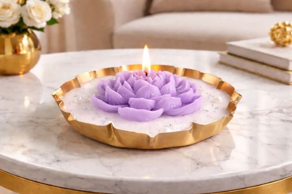 Lotus Bloom Urli Candle - Lavender