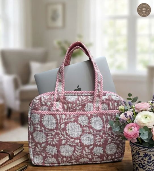 Vintage Rose Quilted Laptop Bag
