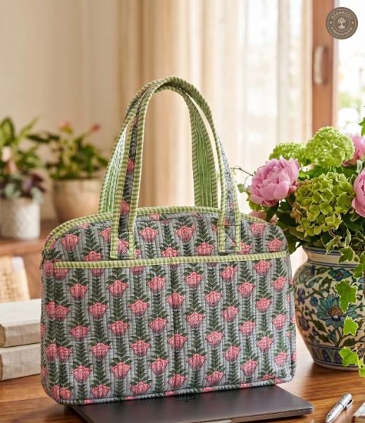 Tulip Garden Quilted Laptop Bag