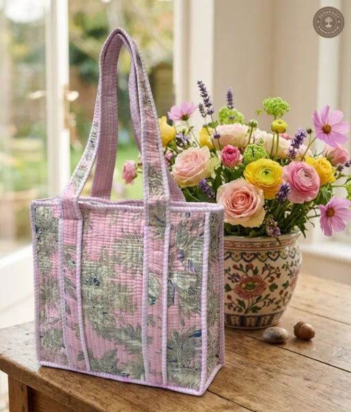 Pastel Floral Quilted Lunch Box Hand Bag