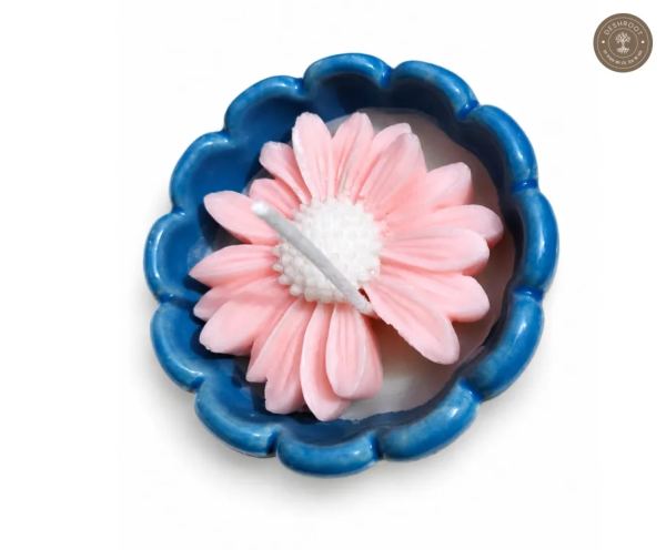 Handcrafted Blue Floral Teacup Candle with Pink Daisy Bloom