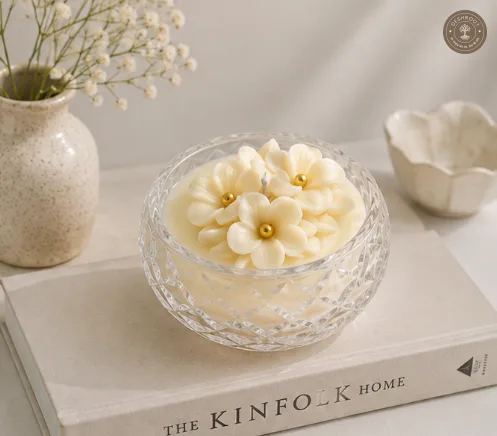Hill Pour Vanilla Bloom Soy Wax Glass Bowl Candle
