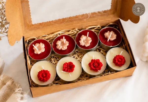 Hill Pour Tiny Floral Tealight Soy Wax Candle Set – Pack of 8