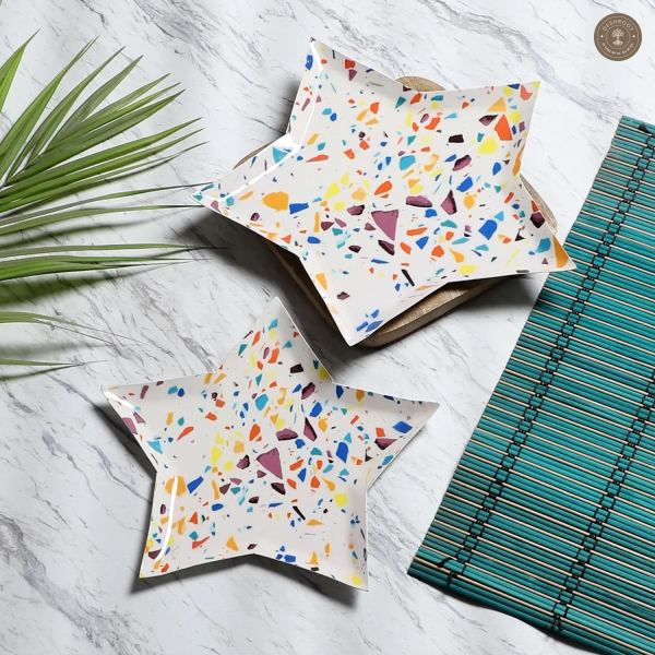 Multicolor Star Metal Platter Set of 2