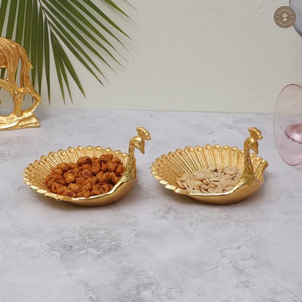 Peacock Aluminium Platter Set of 2