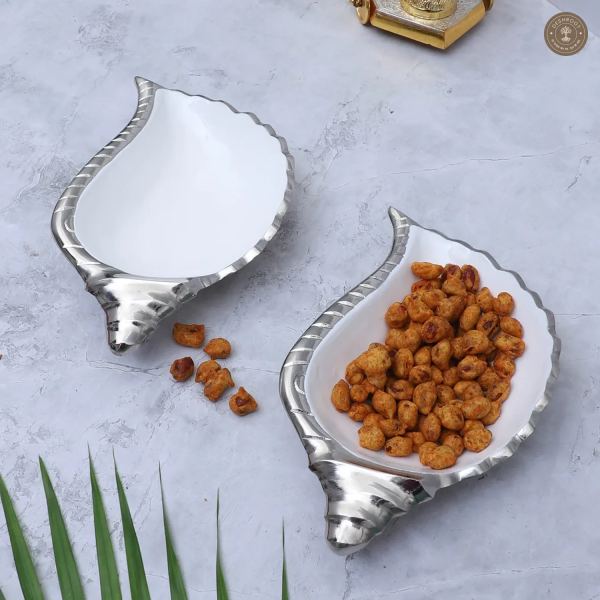 Shankh Shape Aluminium Platter Set of 2