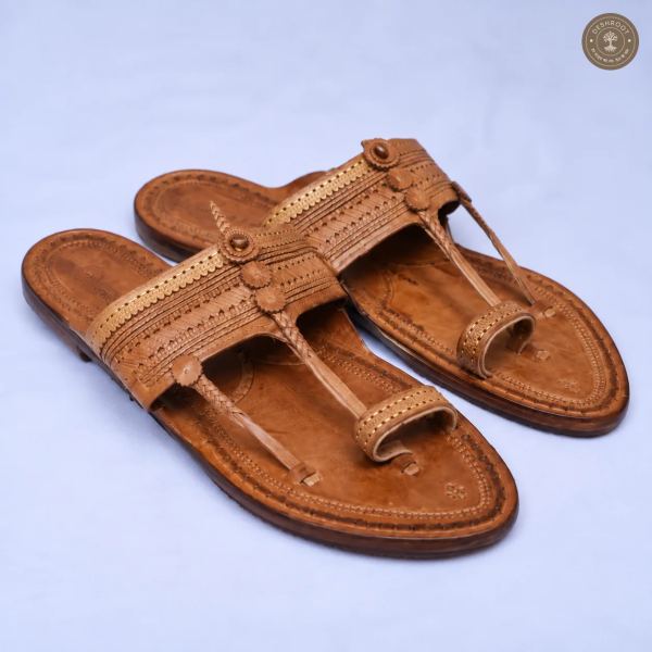 Original Kolhapuri Kapashi Leather Chappal – Handcrafted Genuine Leather Traditional Sandals with Hand-Stitched Detailing for Men
