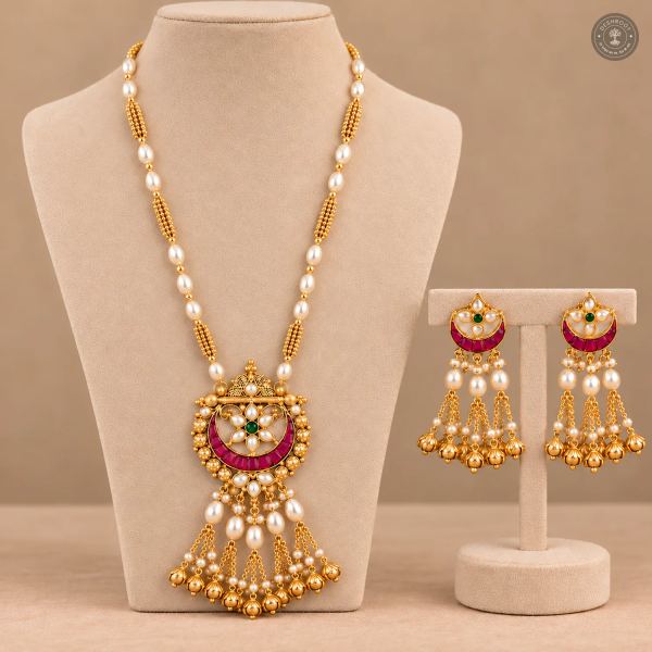Pachi Kundan Crescent Pearl Tassel Necklace Set