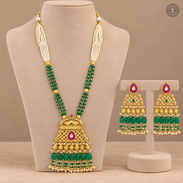 Swan Motif Green Bead Pendant Necklace Set