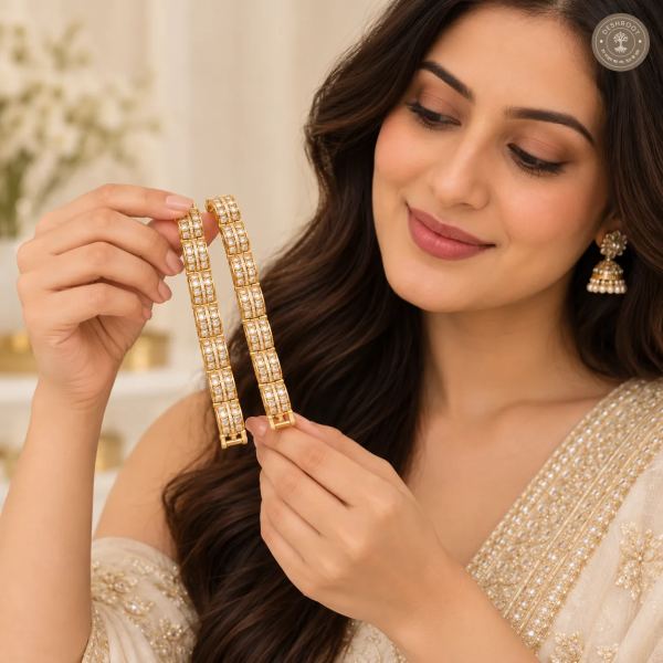 Aurelia Square-Cut Crystal Gajra Bracelet – Gold-Tone Bridal Jewellery for Women