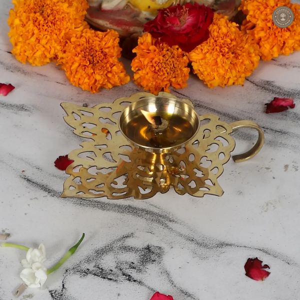 Leaf Brass DIa With Handle