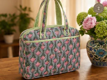 Tulip Garden Quilted Laptop Bag