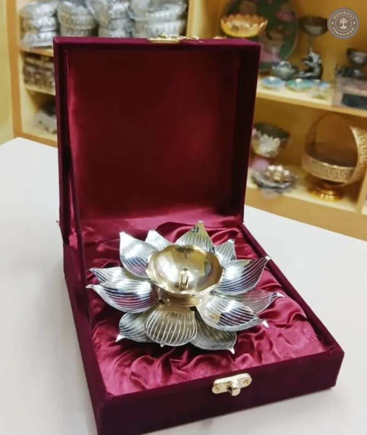 Premium Silver-Finish Lotus Holder