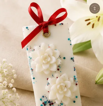 Lily Scented Wax Tablets for Wardrobe & Drawer Freshener – Handmade Floral Wax Sachets