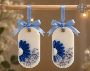 Luxury Floral Wax Sachets with Blue Daisy Design – Handmade Scented Wax Tablets for Home Décor