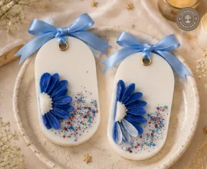 Luxury Floral Wax Sachets with Blue Daisy Design – Handmade Scented Wax Tablets for Home Décor