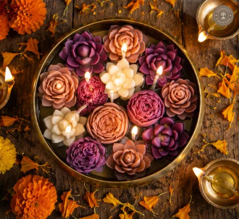 Mauve / Ivory Floral Garden Urli Candle