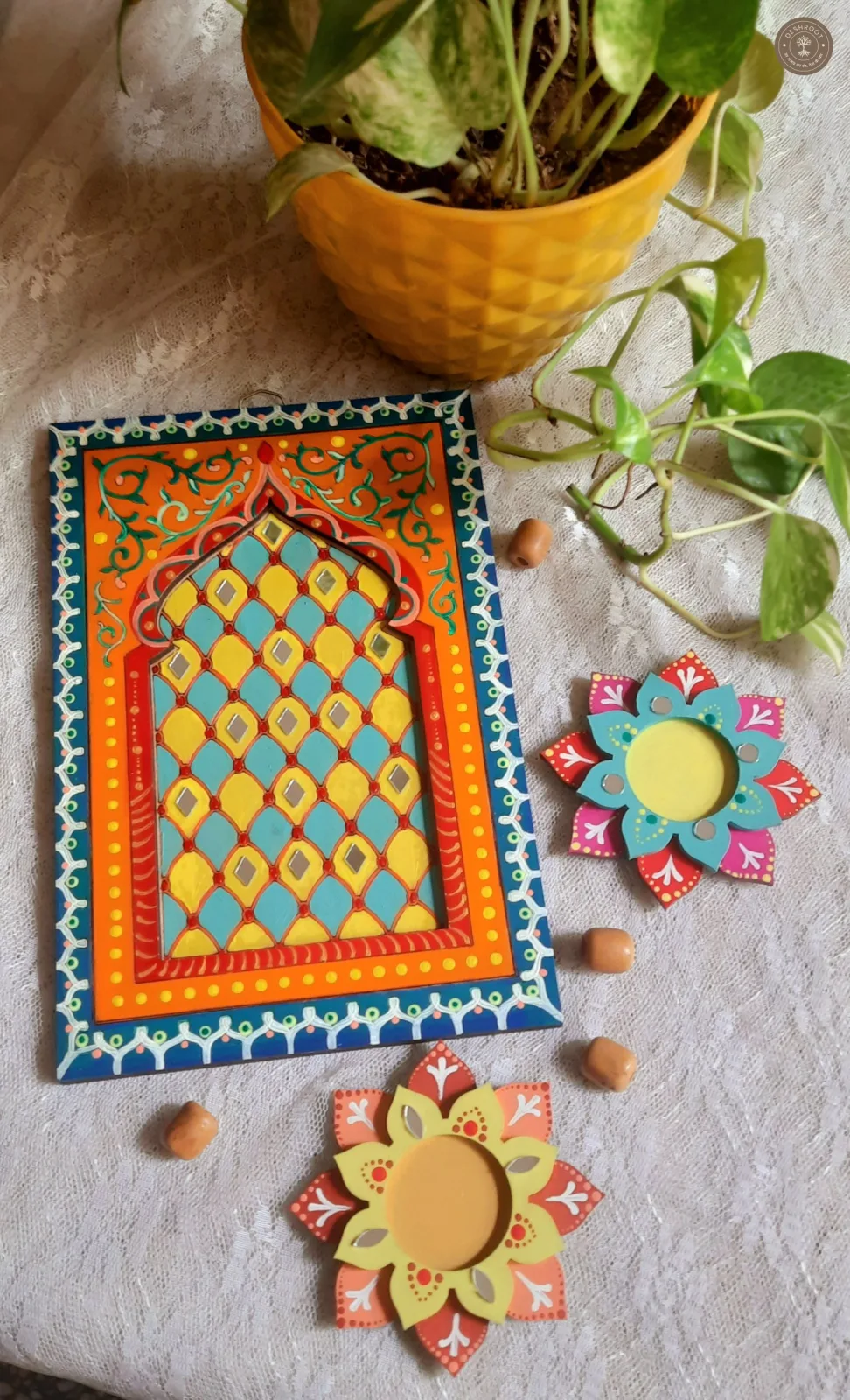 Jharokha wall art and candle holders combo