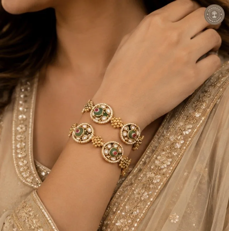 Traditional Handcrafted Gajra with Green Kundan & Ruby Detailing