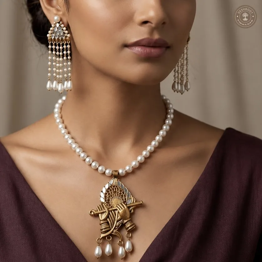 krishna pendant and long earrings set