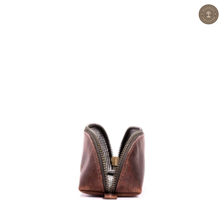 Donjon - Leather Carry On Pouch