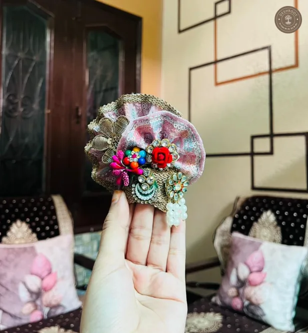 Laddu Gopal No. 5 Designer Floral Mukut
