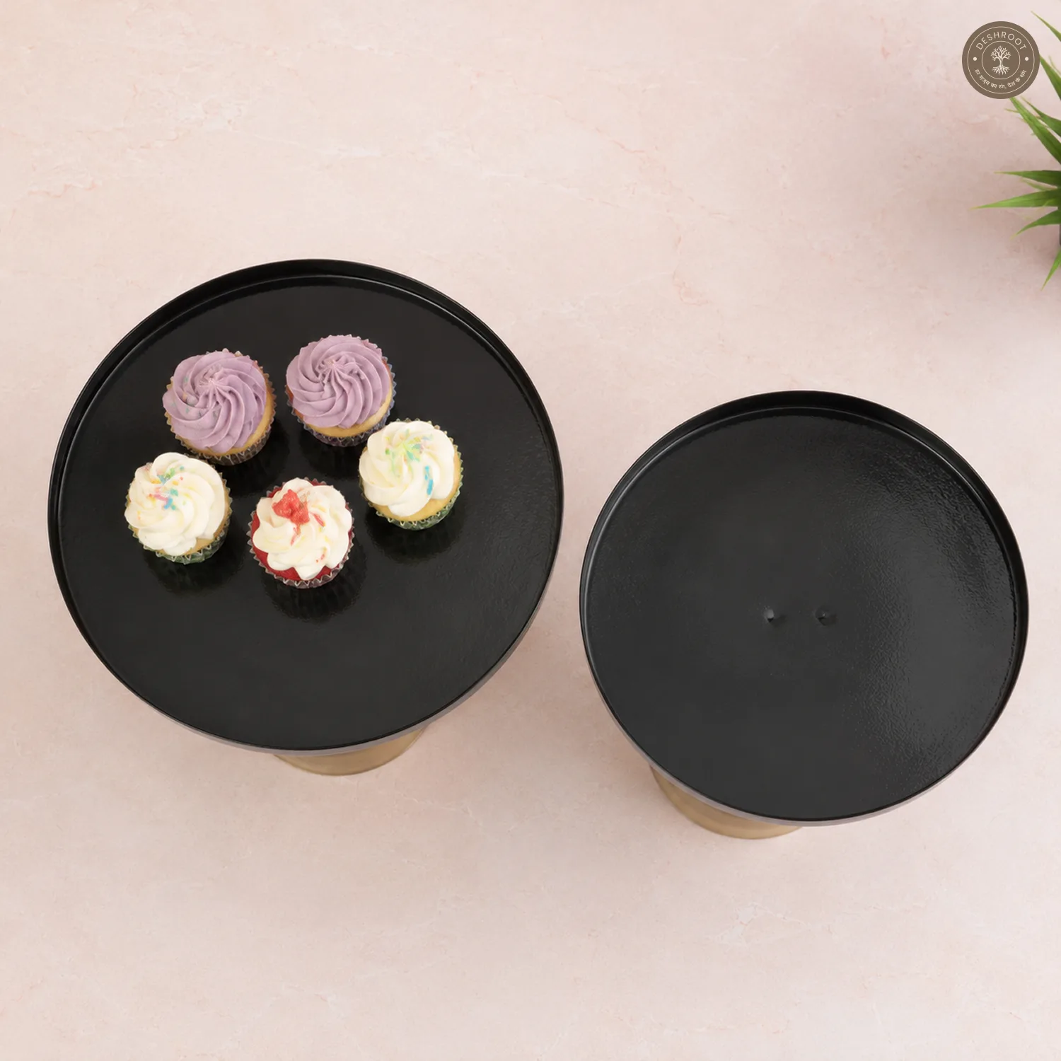Capsule Black & Gold Buffet Riser Set of 2