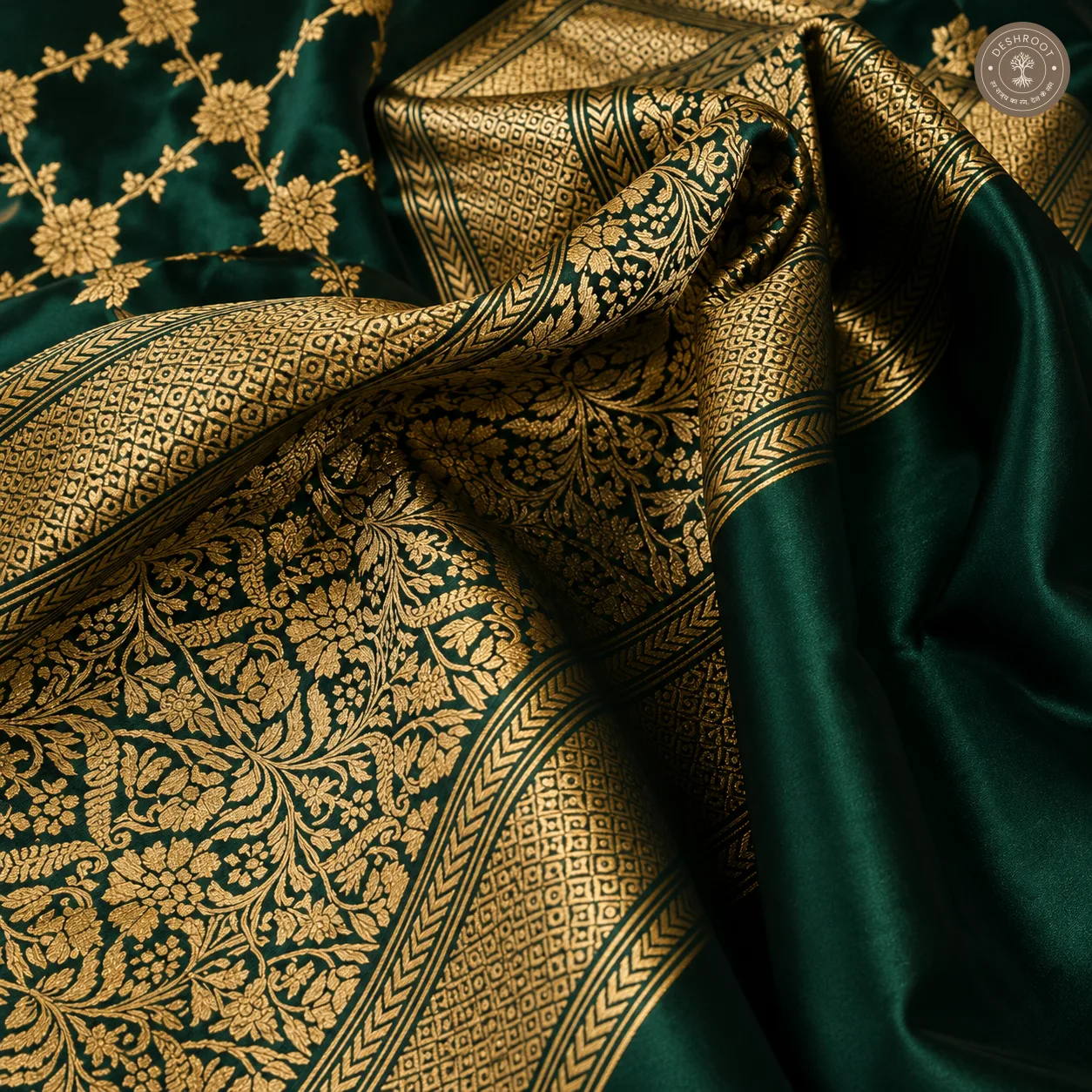 Kattan Silk Banarasi Dupatta – Emerald Green Jaal with Intricate Gold Zari Floral Weaving