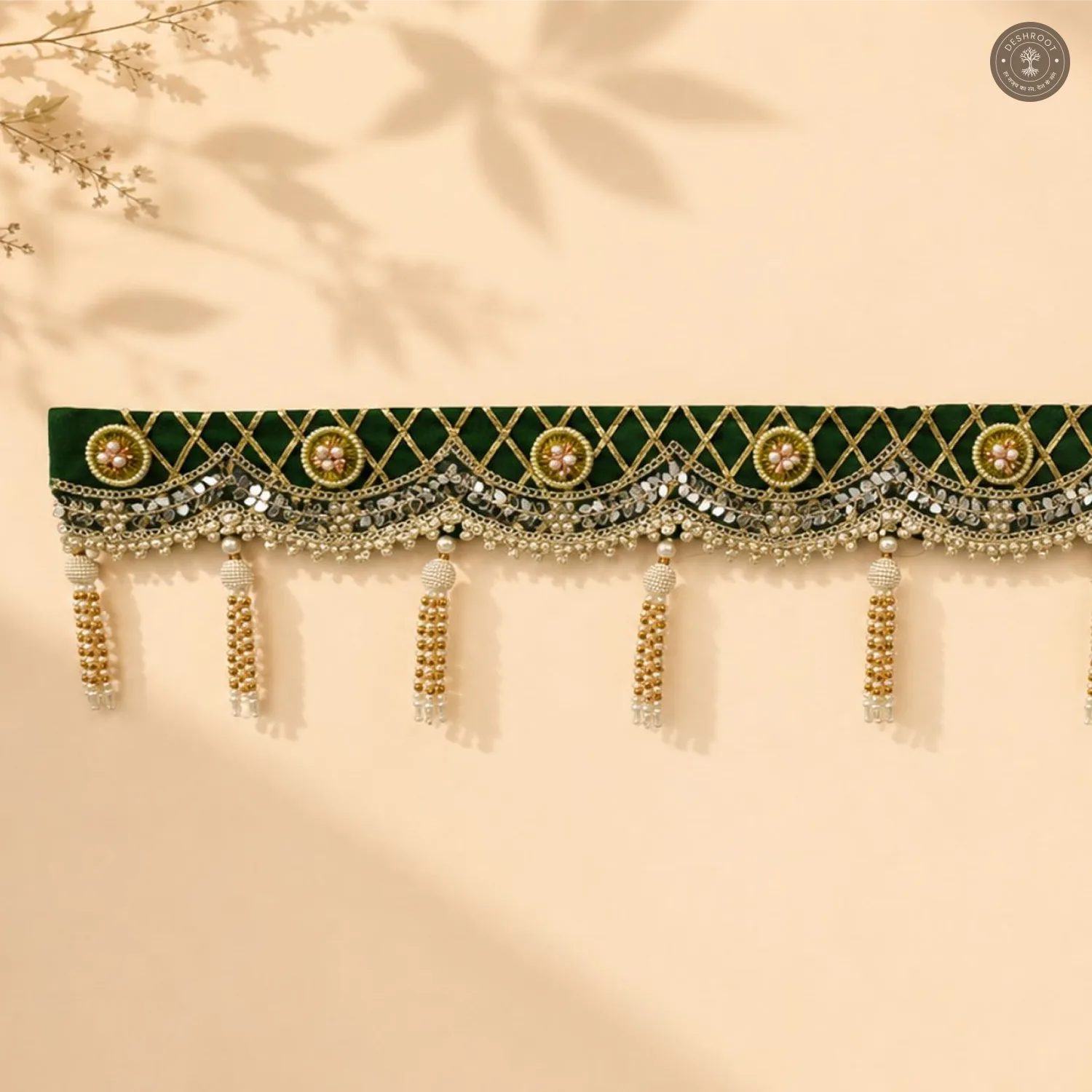 Royal Green & Gold Embellished Bandhanwar