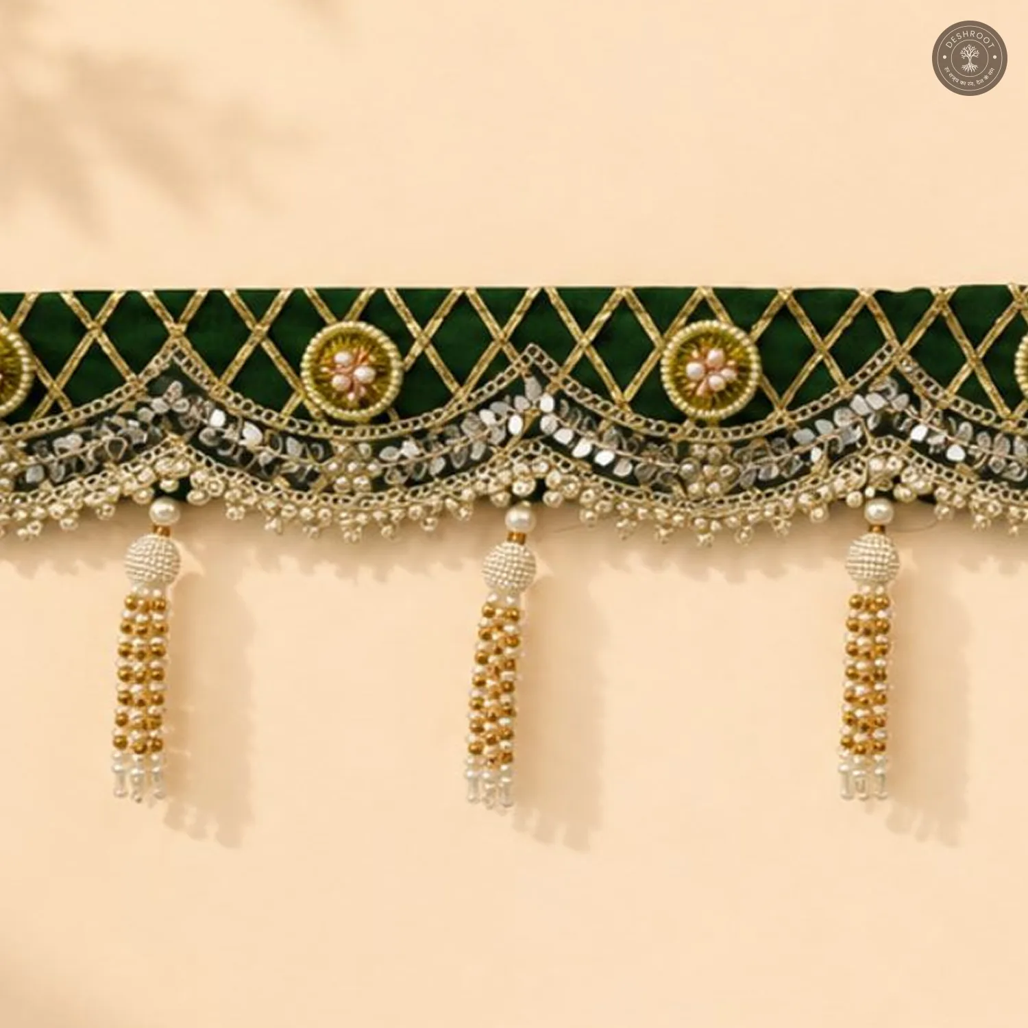 Royal Green & Gold Embellished Bandhanwar