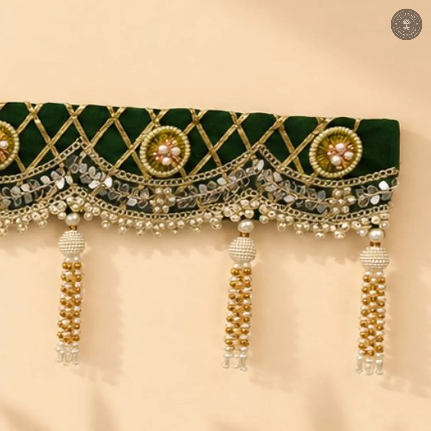 Royal Green & Gold Embellished Bandhanwar