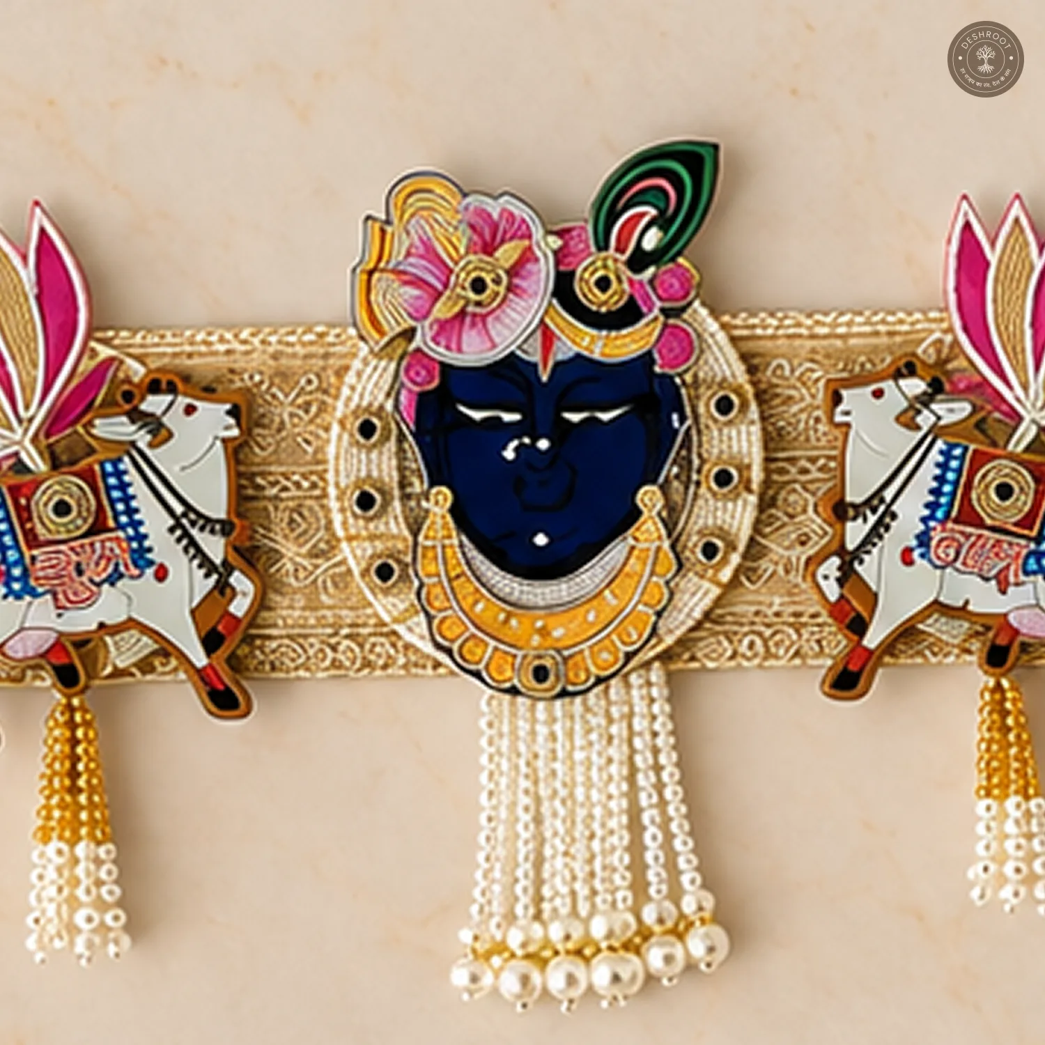 Shreenathji Bandhanwar with Cow, Peacock & Lotus