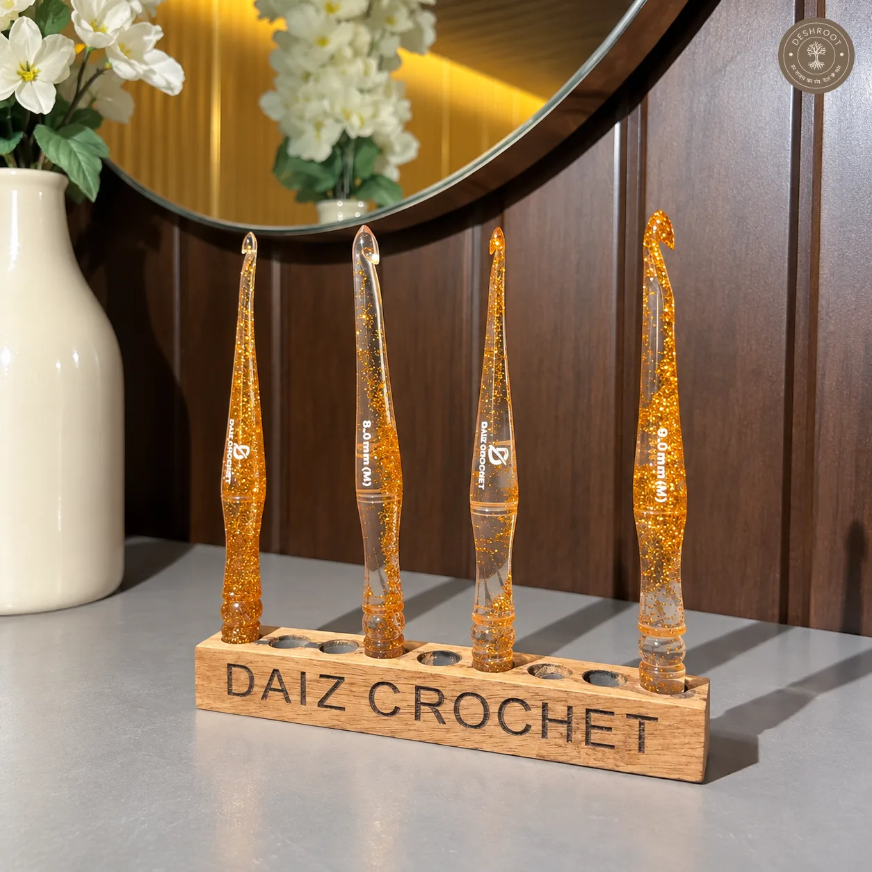 Golden Glitter Crochet Hook