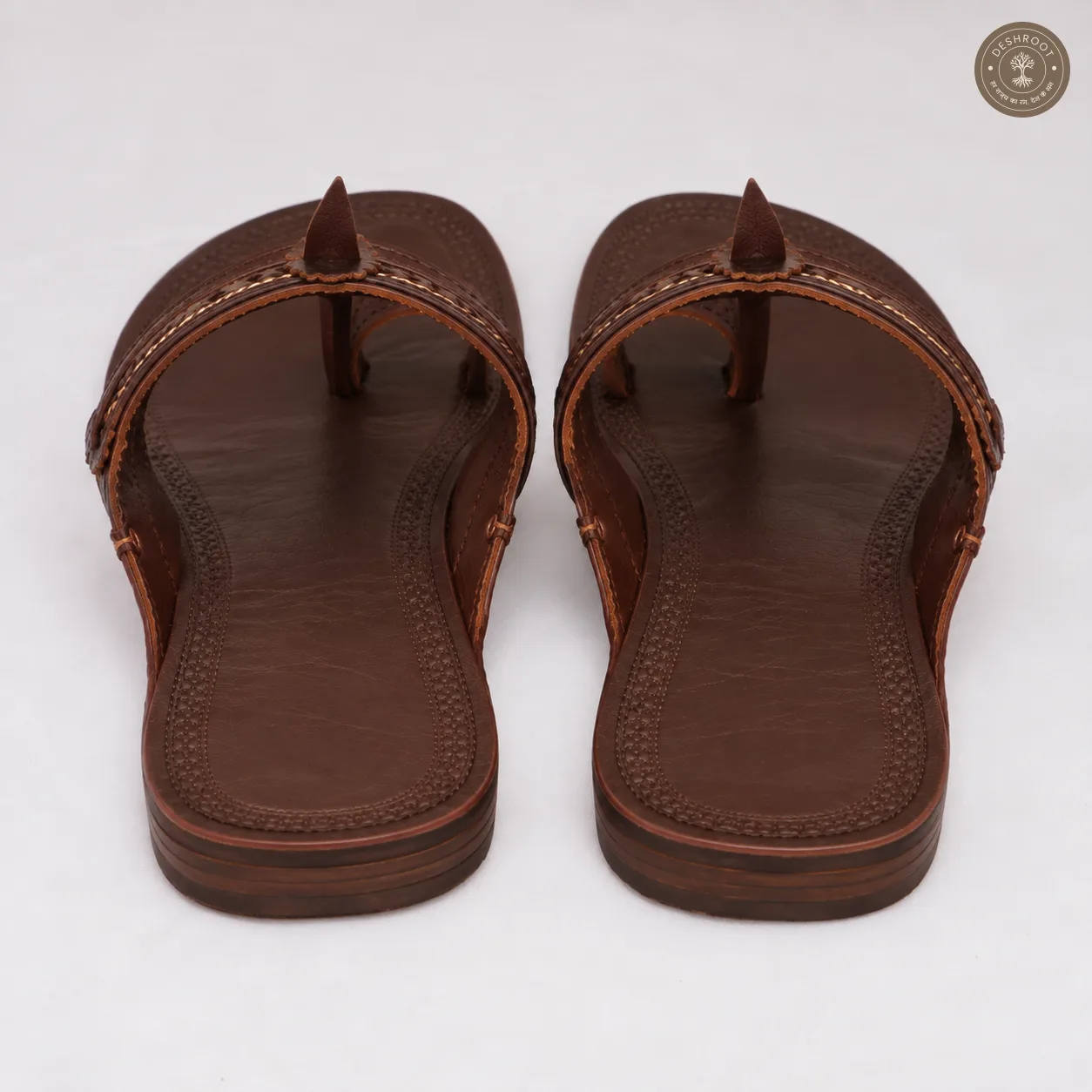 Original Kolhapuri Ladies Colour Leather Chappal – Handcrafted Genuine Leather Traditional Sandals with Metallic Accents for Women