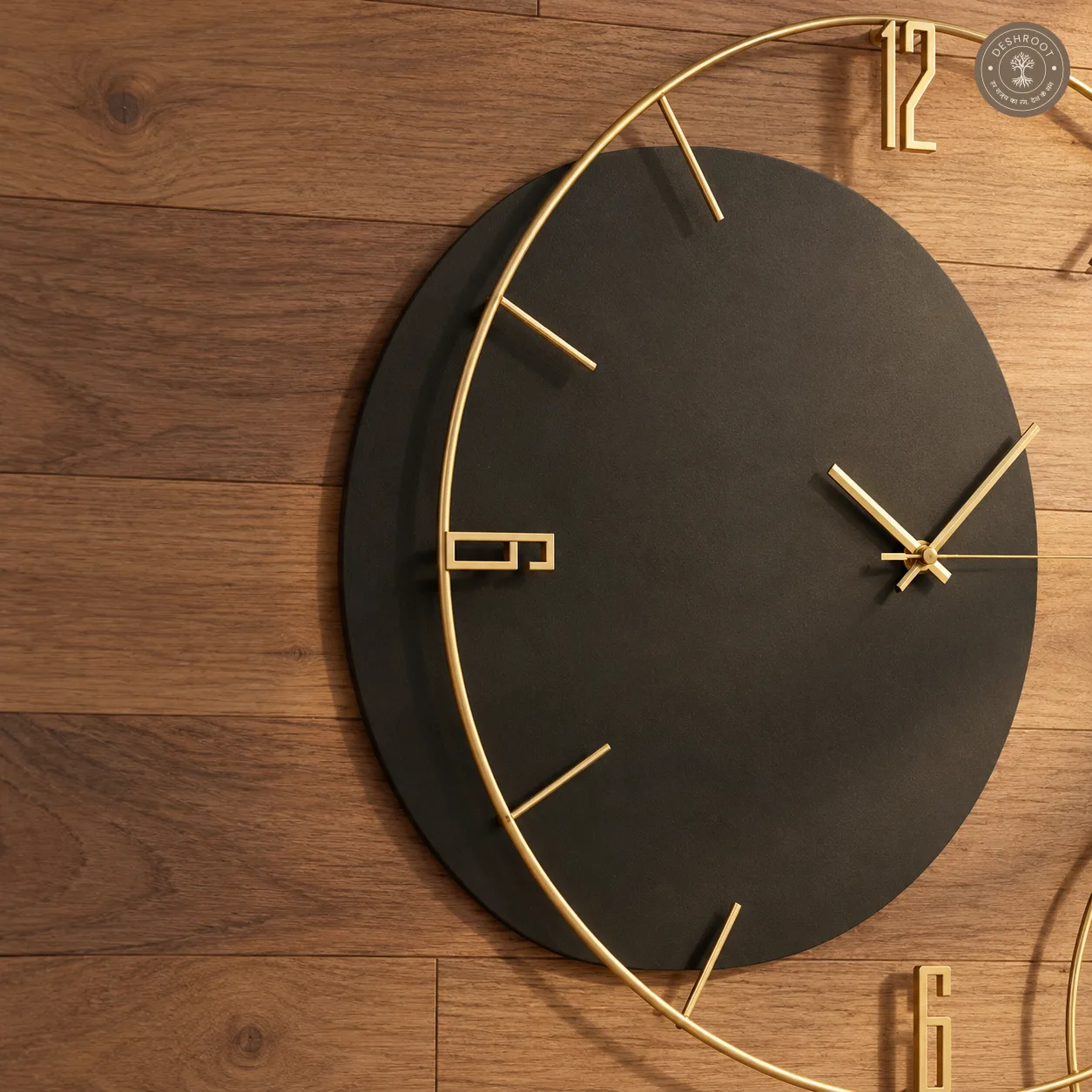 Contemporary Circular Metal Wall Clock