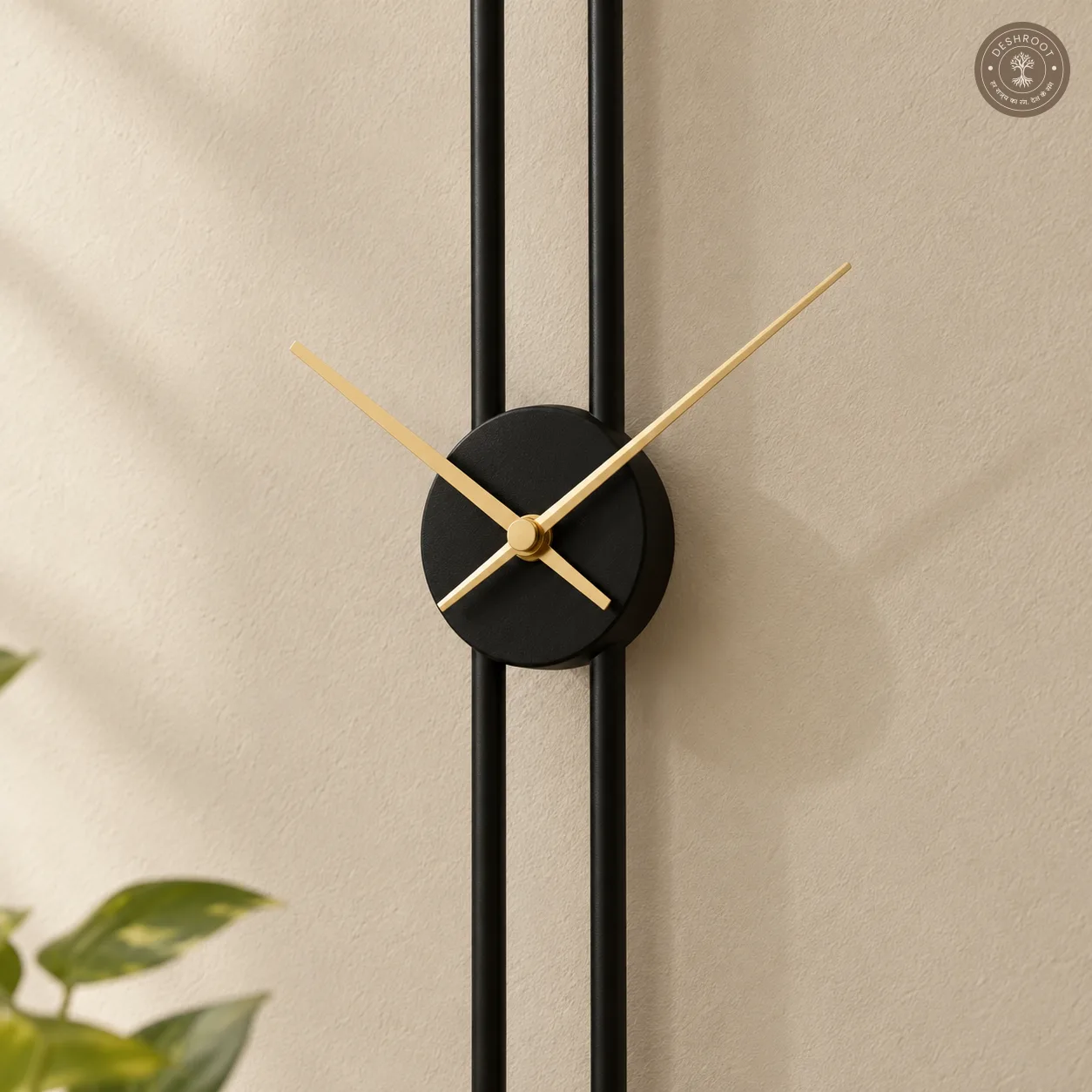 Minimalist Linear Bar Metal Wall Clock