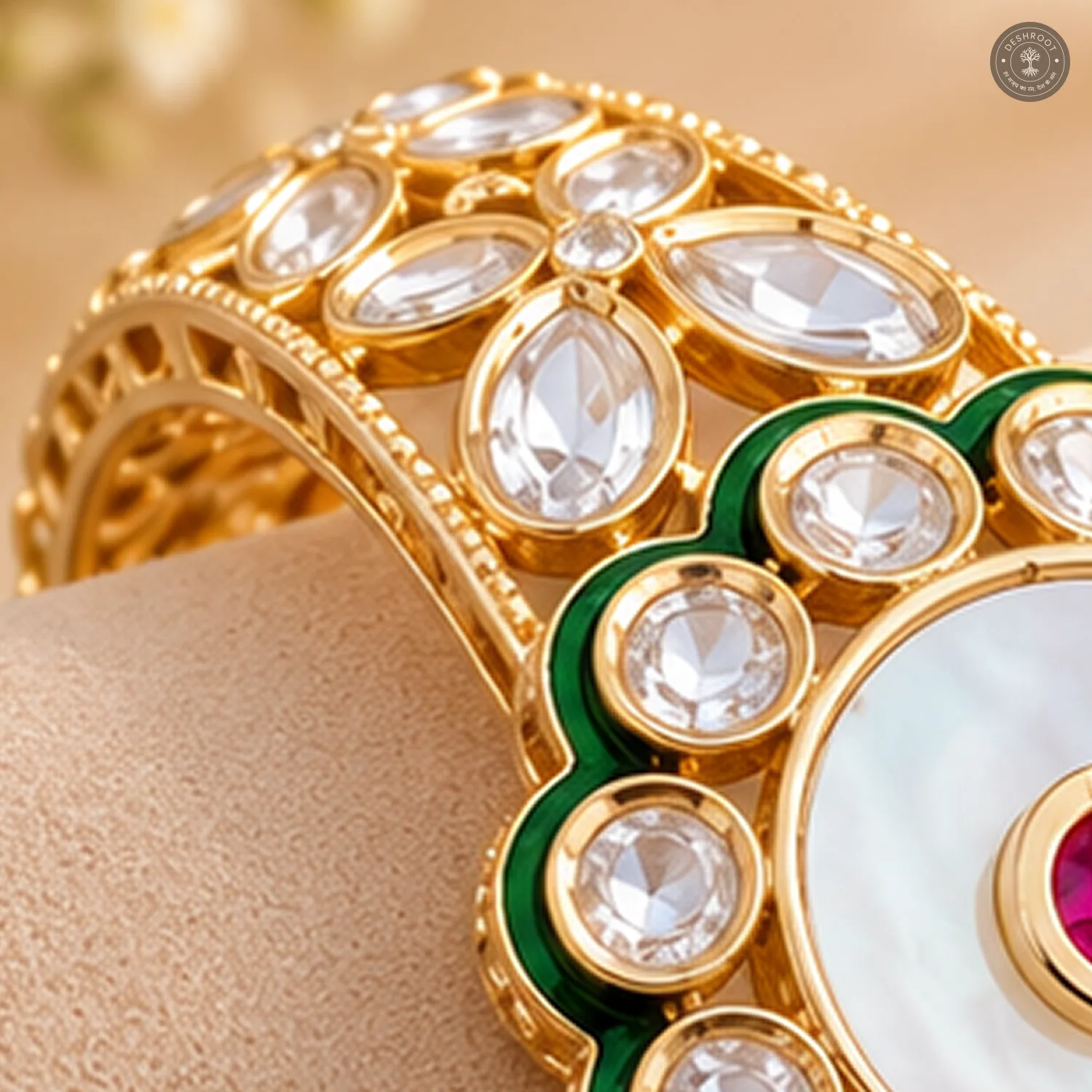 White Disc Green Enamel Scalloped Medallion Gold-Tone Kada Bracelet