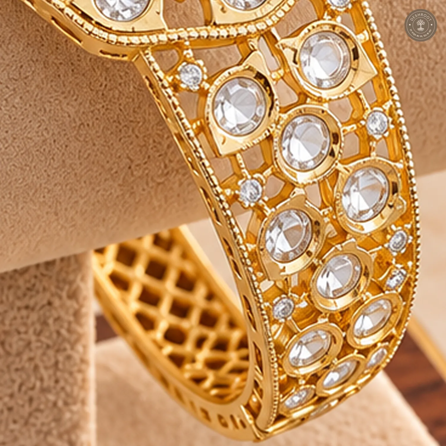 Turquoise Centre Octagon Medallion Openwork Gold-Tone Kada Bracelet