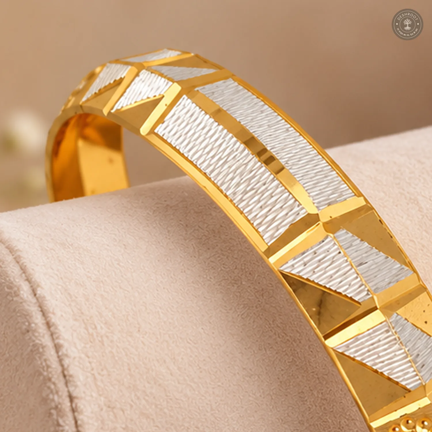 Dual-Tone Floral Dot Triangle Cut Bangle