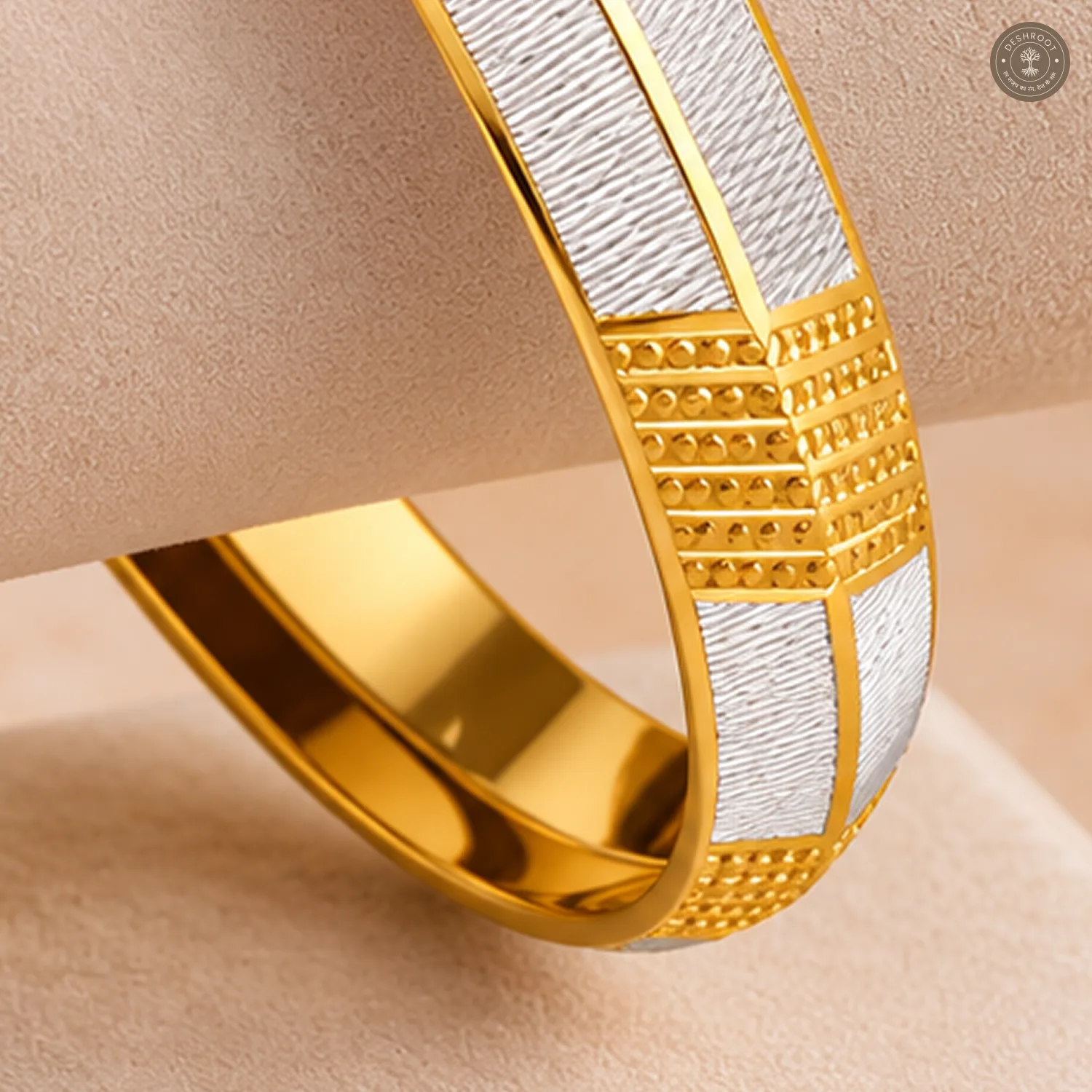 Dual-Tone Dotted Line Block Bangle