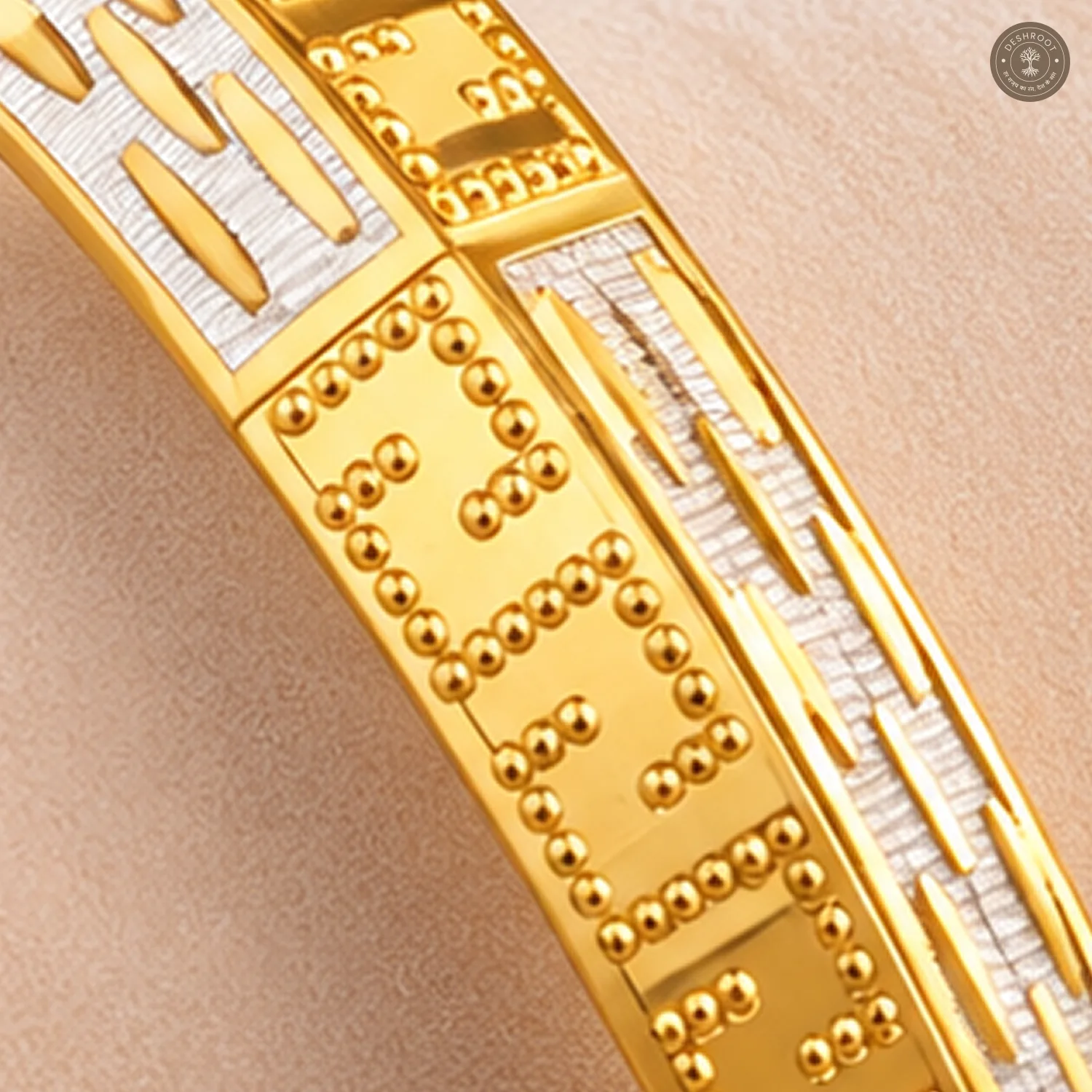 Dual-Tone Leaf Motif Beaded Maze Bangle