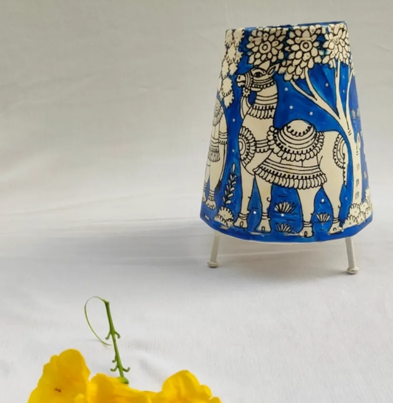 5-Inch Animal Leather Lamp