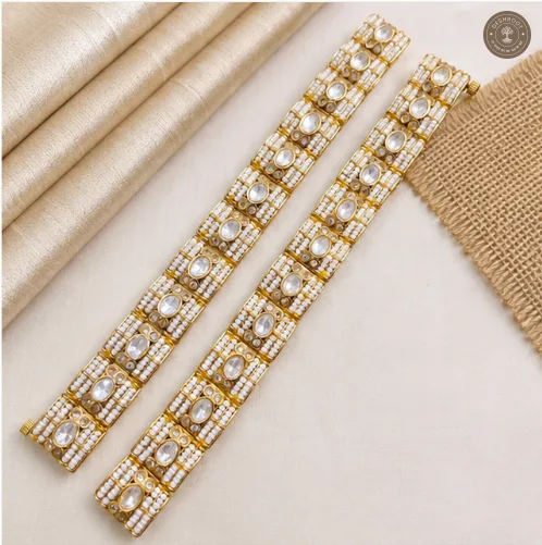 Kundan Pearl Linked Gajra Bracelet
