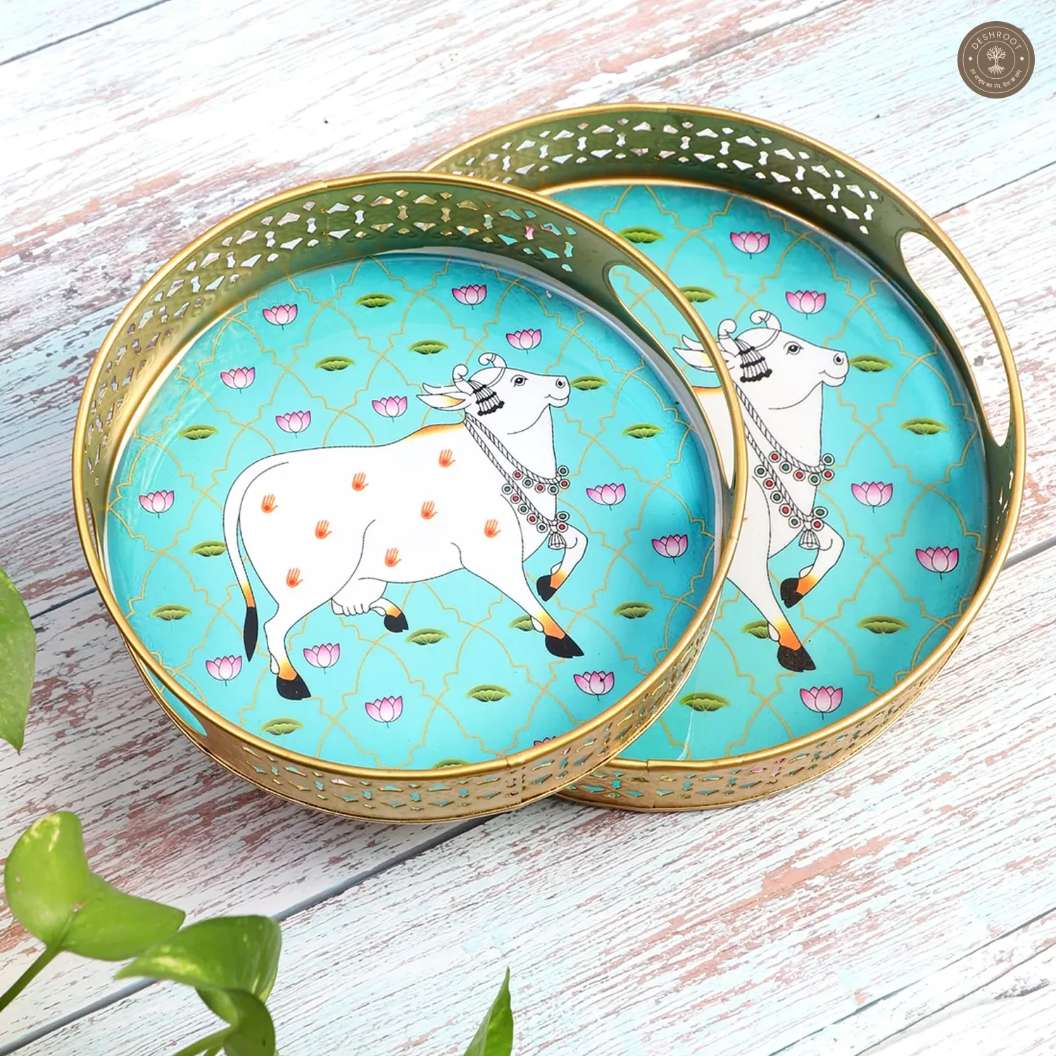 Green Cow Tray Set of 2