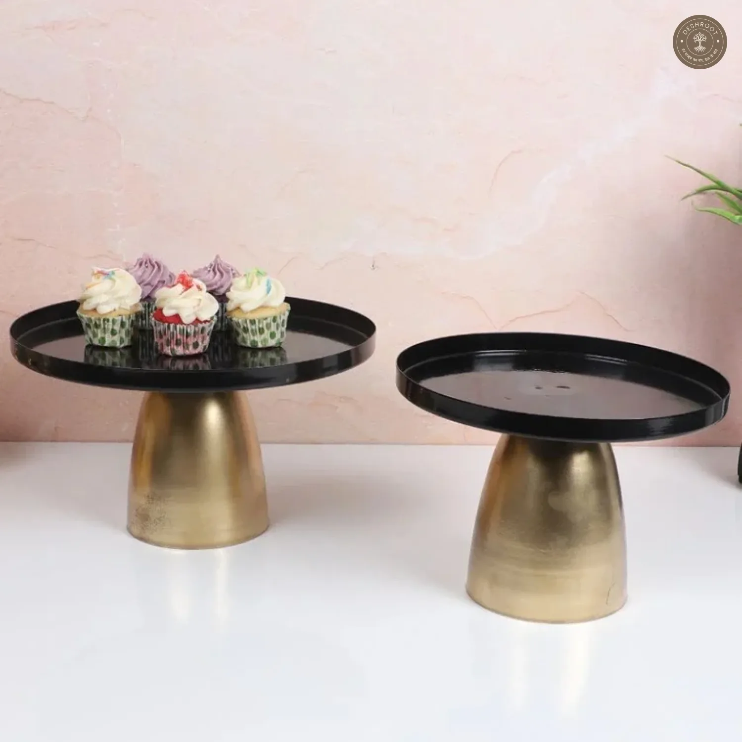 Capsule Black & Gold Buffet Riser Set of 2