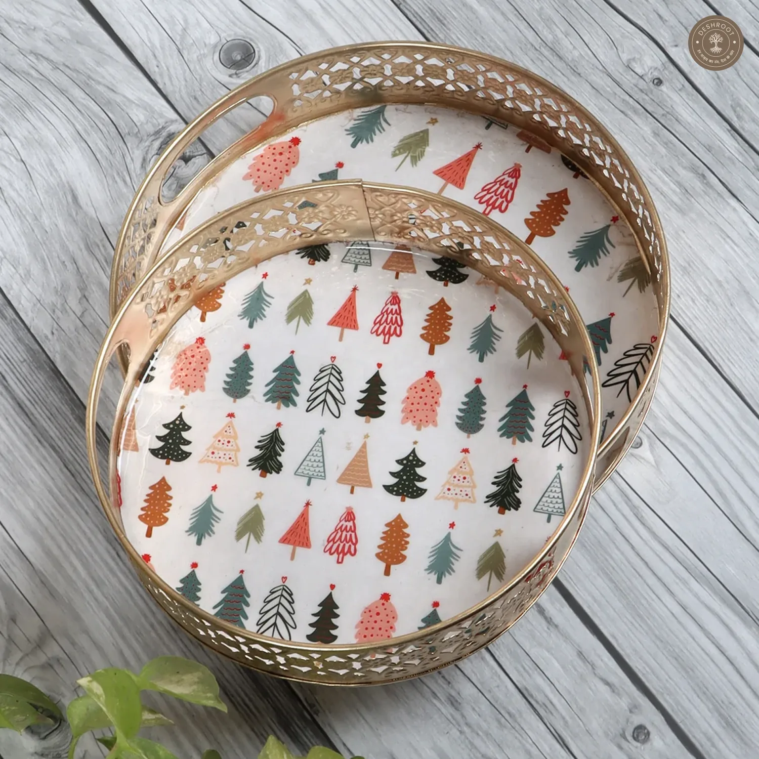 Christmas Tree Metal Basket Set of 2