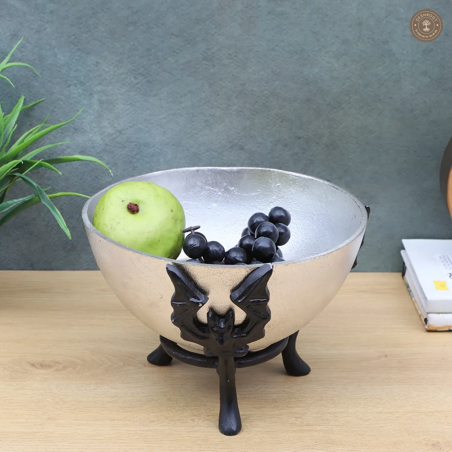 Black & Silver Bowl Fruits Platter