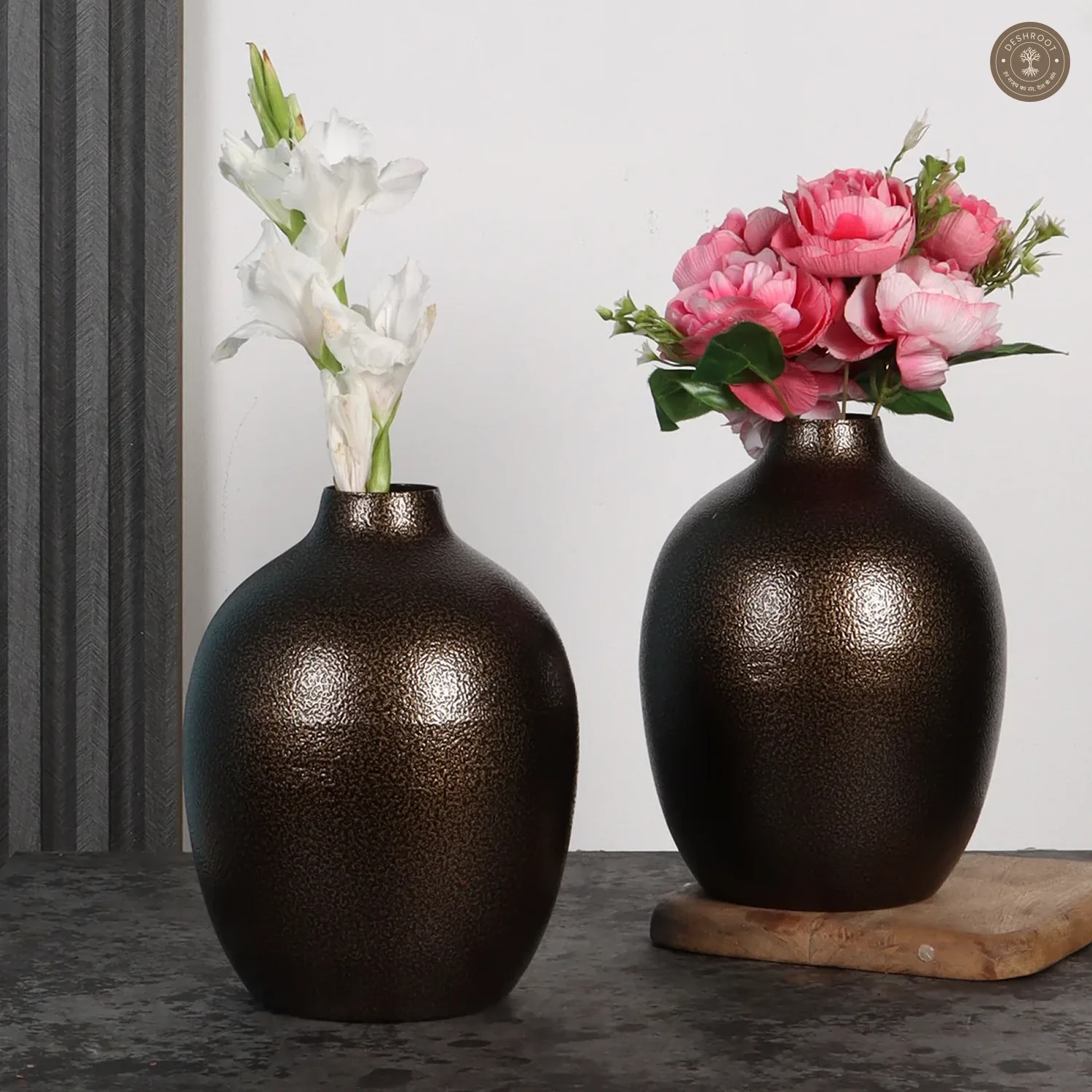 Gold Textured Flower Pot Set of 2
