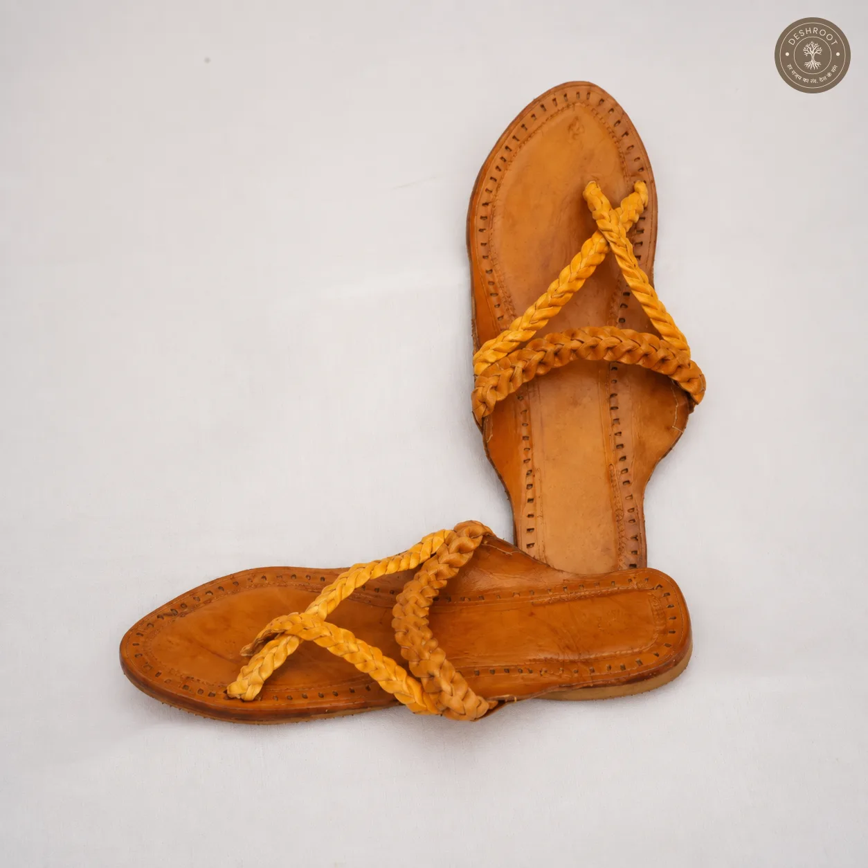 Original Kolhapuri Ladies Leather Chappal – Handcrafted Genuine Leather Sandals with Braided Straps for Women, Ethnic & Everyday Wear